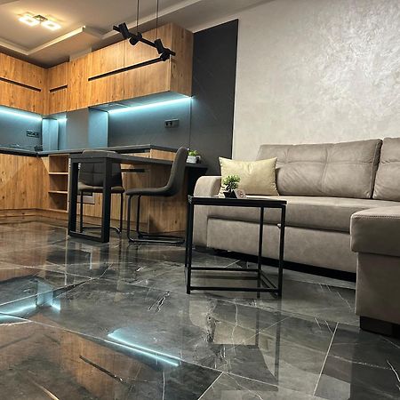 Ka Apartment Luxury 1 Kazanlŭk Buitenkant foto