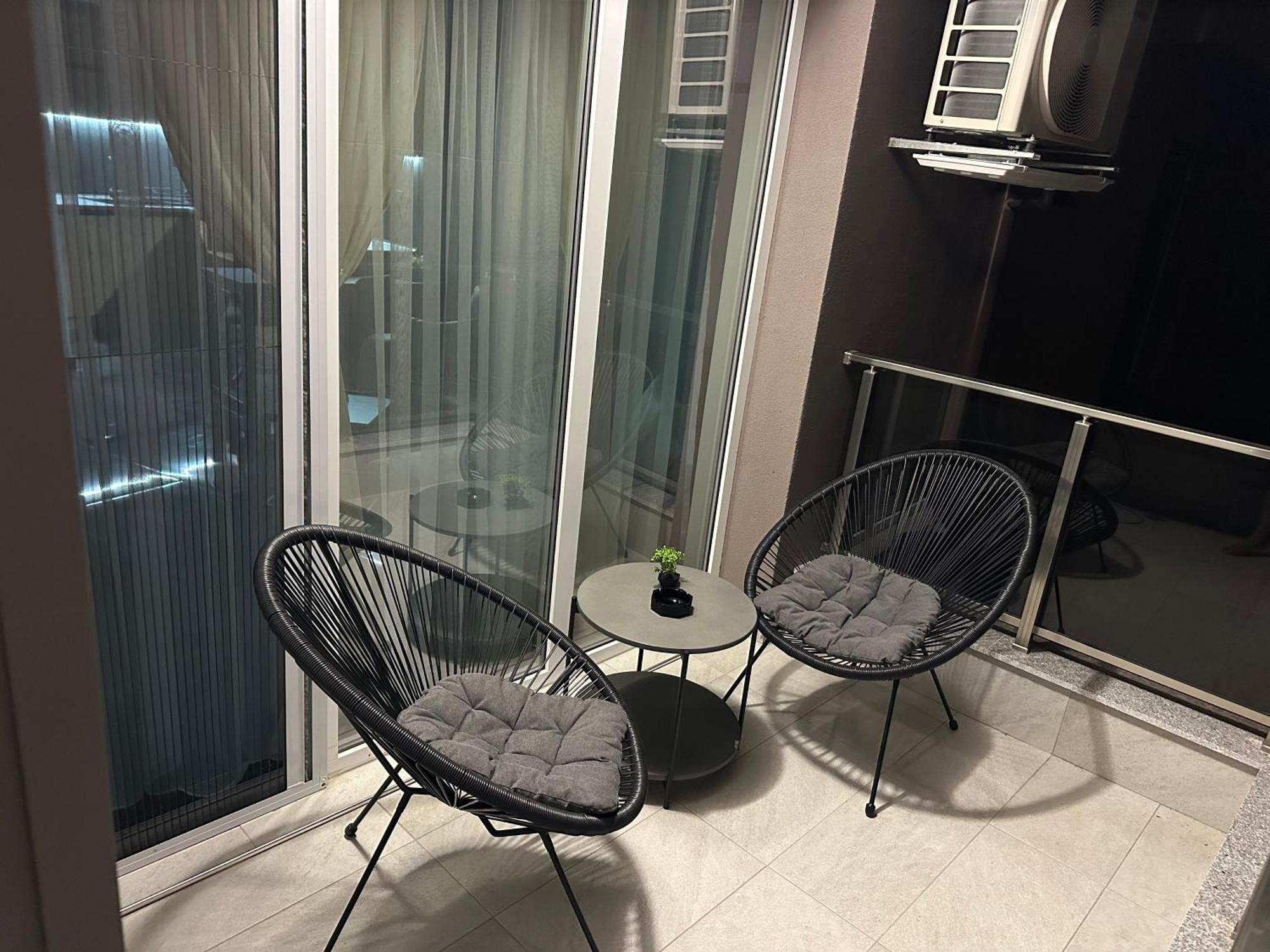 Ka Apartment Luxury 1 Kazanlŭk Buitenkant foto